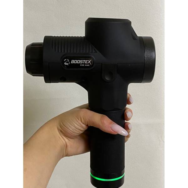 Ударний масажер Boostex (massage gun) з 30 режимами, 21 насадкою та акумулятором.