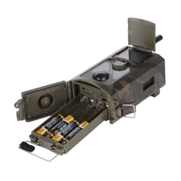 Фотопастка Suntek HC 550M/G з дальністю 25 м, кутом огляду 120°, датчиком руху, GSM модулем 3G, нічною зйомкою та можливістю запису фото і відео.