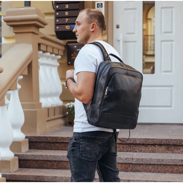Рюкзак чоловічий шкіряний 28х40х14, міська сумка наплічна для ноутбука та документів, чорний