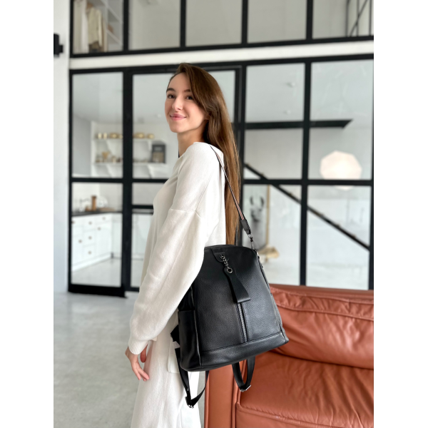 Жіночий рюкзак молодіжний шкіряний міський 23х30х13, сумка на спину для роботи, чорна