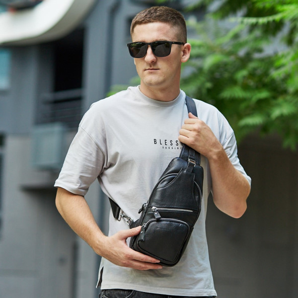 Чоловіча шкіряна сумка-слінг 17х32х7, бананка для роботи та офісу TIDING BAG - MK-96303 чорна