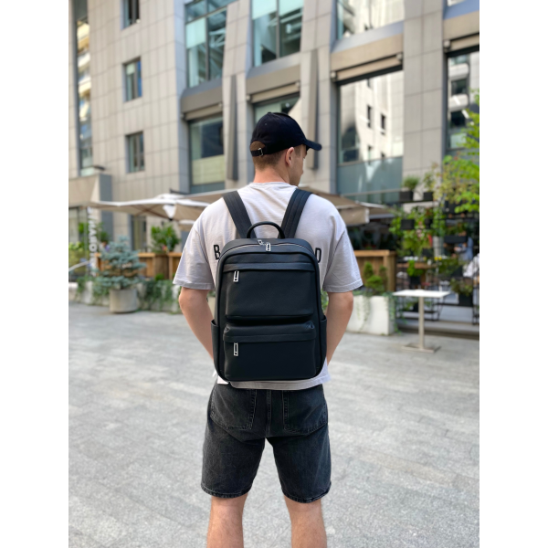 Чоловічий рюкзак для ноутбука та поїздок з натуральної шкіри 40х30х16, сумка наплічна Tiding Bag, чорна