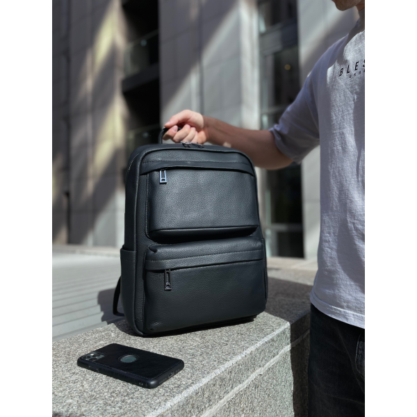 Чоловічий рюкзак для ноутбука та поїздок з натуральної шкіри 40х30х16, сумка наплічна Tiding Bag, чорна