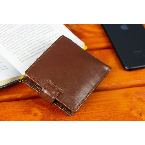 Стильне шкіряне чоловіче портмоне ST Leather В103 Коричневий