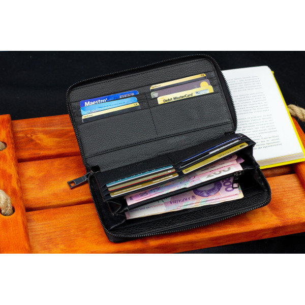 Чорний гаманець-клатч з блоком під картки під однією блискавкою з натуральної шкіри Marco Coverna МС-5901Q