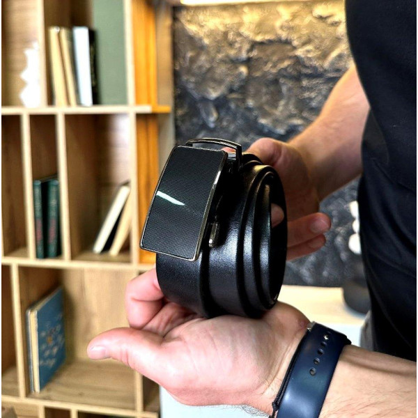 Чоловічий шкіряний ремінь із пряжкою автомат 3733