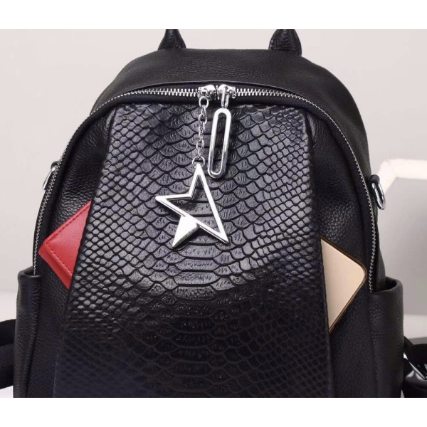 Жіночий рюкзак шкіряний міський з ременцем 23х30х11, сумка на спину для навчання, чорна