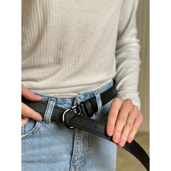 Класичний чорний ремінь 7096