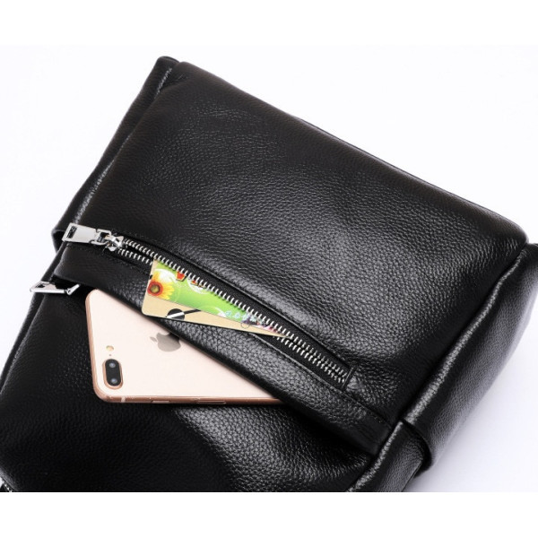 Жіноча сумка на плечі з натуральної шкіри 30х25х12, рюкзак з відділами для гаджетів, чорна