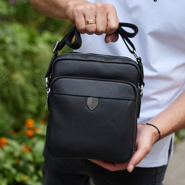 Чоловіча шкіряна сумка-барсетка 24х20х8, компактна сумочка на плече для чоловіка, наплічний месенджер, чорна