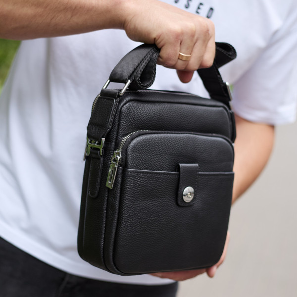 Чоловіча шкіряна універсальна сумка 24х20х8, барсетка зі шкіри, сумочка для чоловіків з регулюванням ручки, чорна