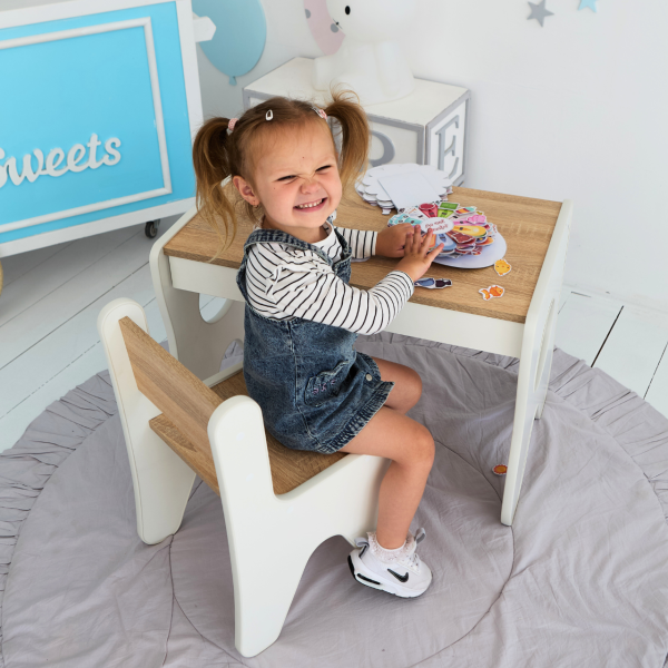 Стільчик в дитячу кімнату 55×37×33 дитячий зручний стілець для ігор, білий з деревом