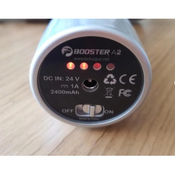 Перкусійний масажний пістолет Booster A2 — ударний масажер для глибокого масажу та відновлення.