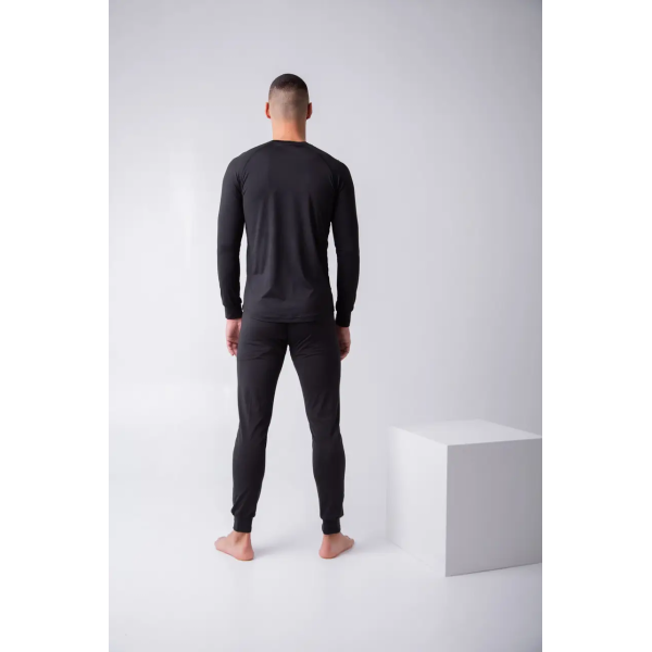Чоловіча термобілизна із технологією OMNI-HEAT. Висока якість та надійний захист від холоду.
