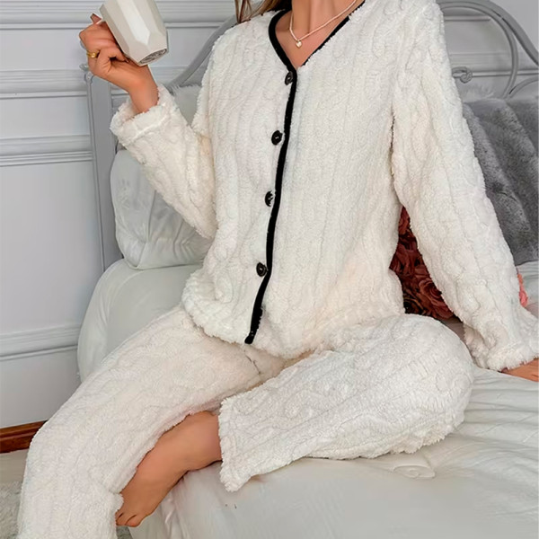 Женская тёплая пижама 5312 White костюм для дома L