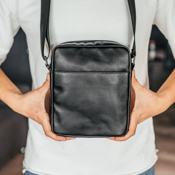 Чоловіча шкіряна сумка через плече London глянець чорна