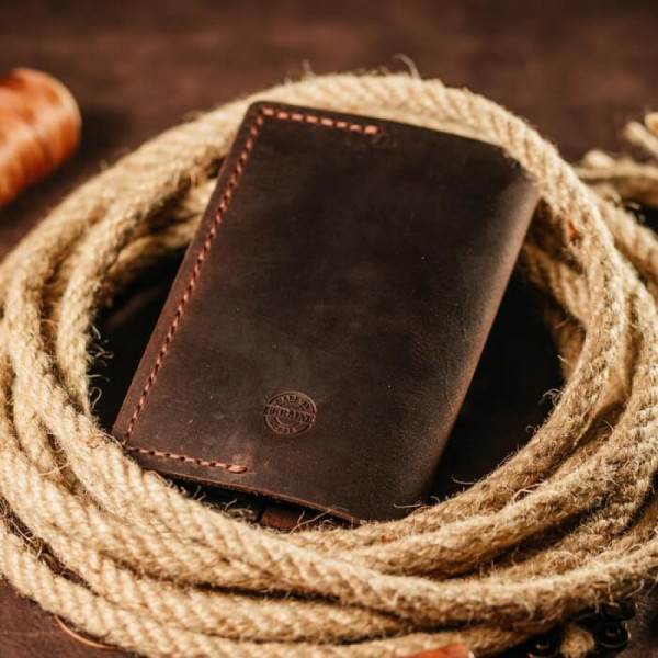 Чоловіча обкладинка на паспорт коричнева Home