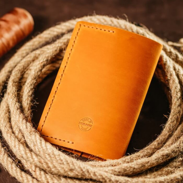 Чоловіча обкладинка на паспорт руда Home