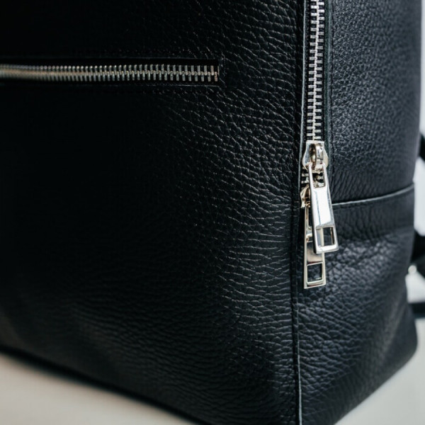 Жіночий рюкзак Монтана чорний