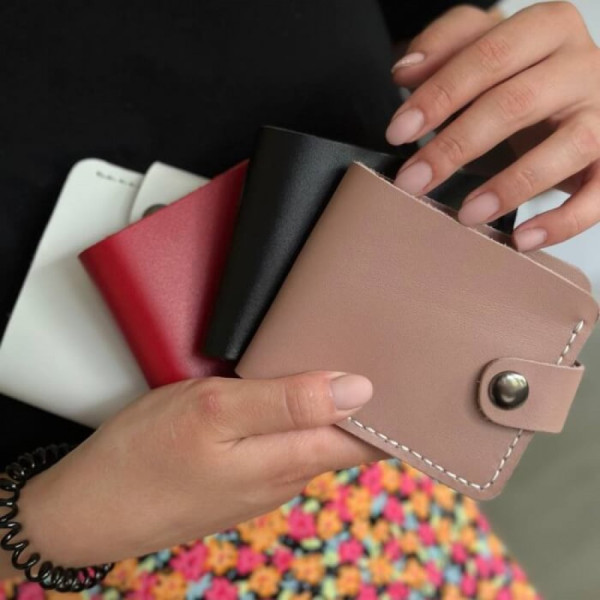 Жіночий рожевий гаманець Біфолд