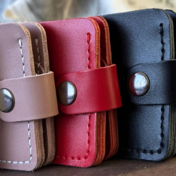 Жіночий рожевий гаманець Біфолд