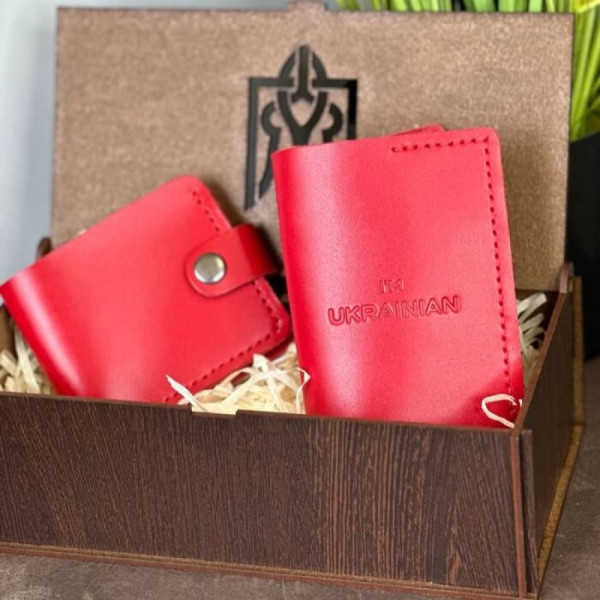 Жіночий подарунковий набір з гаманця Біфолд та обкладинки на паспорт