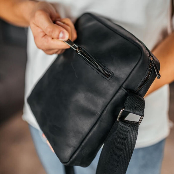 Чоловіча шкіряна сумка через плече Crazy London чорна