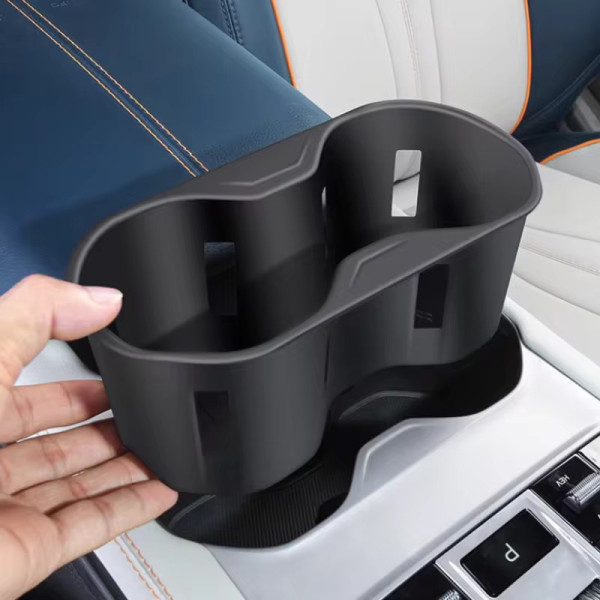 Автомобильный подстаканник BYD Song Plus EV держатель силиконовый нескользящий Black