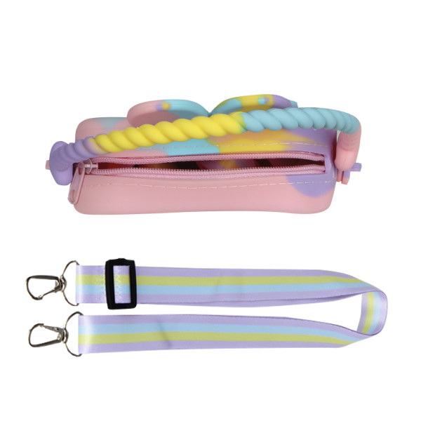 Детская сумка AG-028 Кролик через плечо на одно отделения с ремешком силиконовая Rainbow