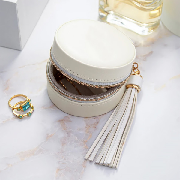 Шкатулка Casegrace SP-01205 для колец и ювелирных изделий портативная компактная 7*7*4,5 см White