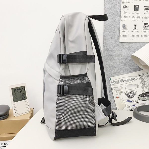 Рюкзак подростковый 901229 с брелком 20-35L школьный White